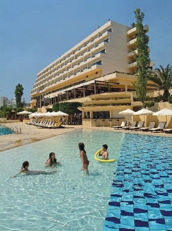 Готель Elias Beach Hotel & Country Club 4*